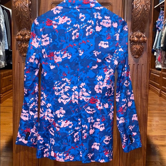 Armani Exchange suit (blazer with shorts) - Picture 6 of 8